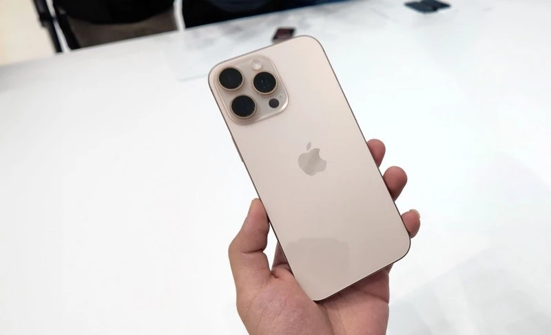 Đánh giá iPhone 16 Pro: Thiết kế, hiệu năng & camera có gì đột phá?